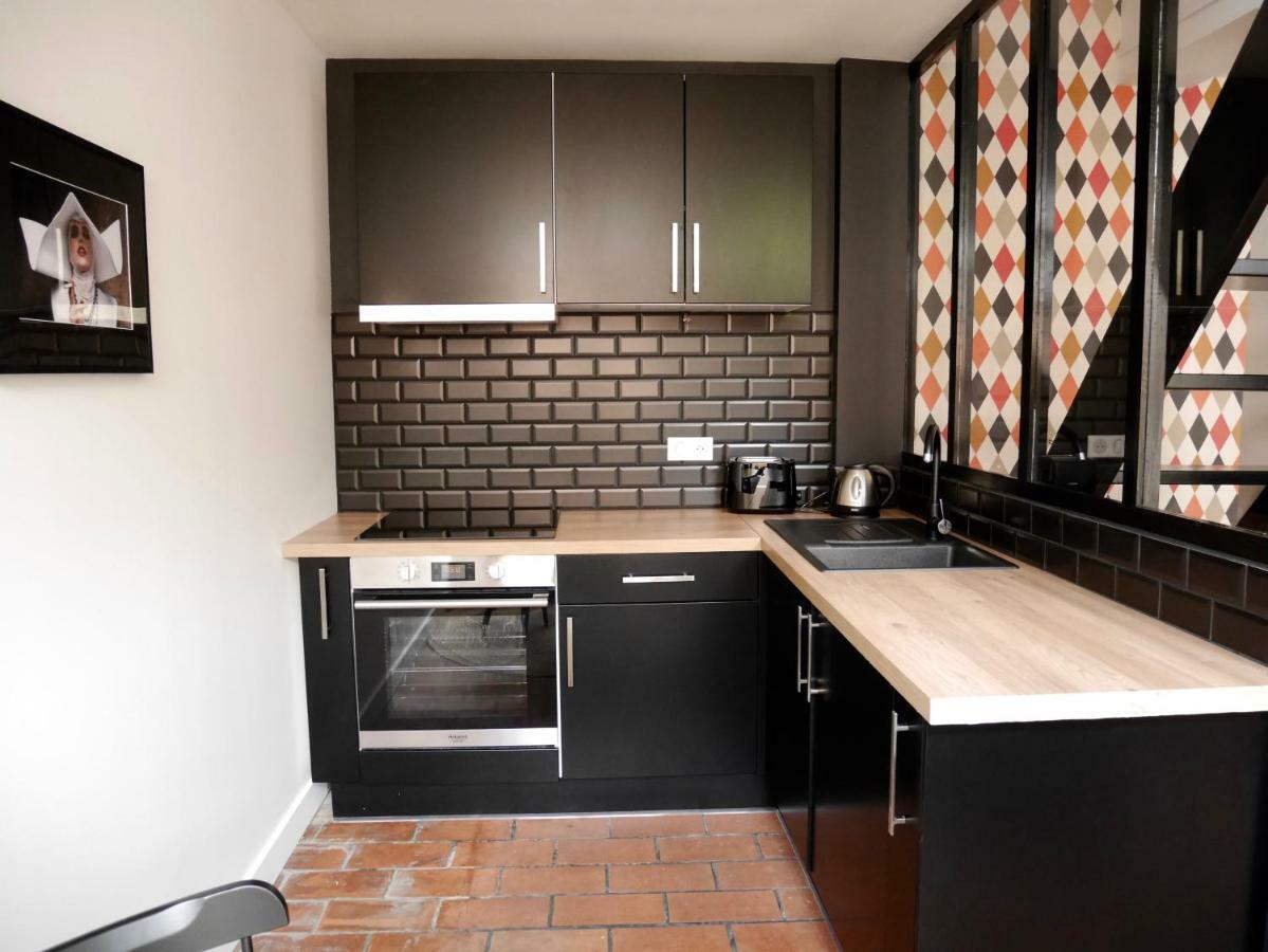 La Corderie 3 Villa รงค์ ภายนอก รูปภาพ