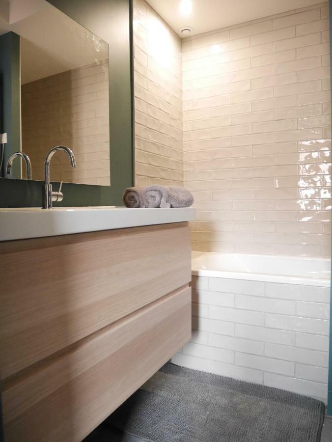 La Corderie 3 Villa รงค์ ภายนอก รูปภาพ